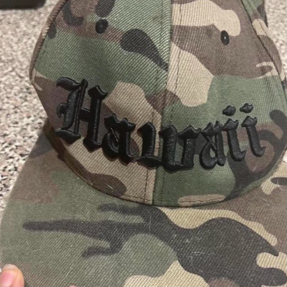 Camouflage Hawaii Men's Hat